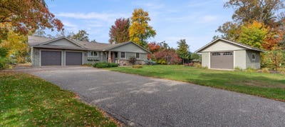 /international/us/22617-hole-in-the-day-drive-nisswa-mn-110119513562/