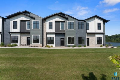 /international/us/106-n-bryggen-pl-sioux-falls-sd-110100313490/