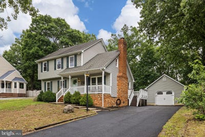 /international/us/706-pleasants-drive-fredericksburg-va-110108339711/