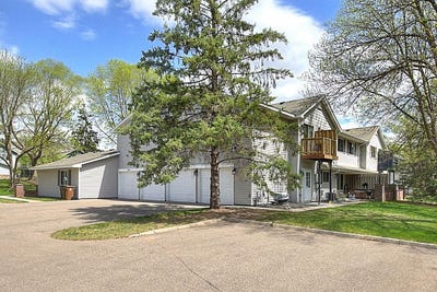 /international/us/7638-13th-street-n-oakdale-mn-110108931591/