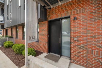 /international/us/450-sw-7th-street-des-moines-ia-110109027437/