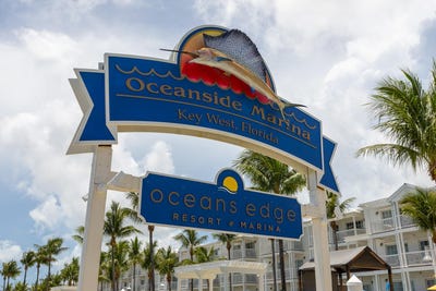 /international/us/5950-peninsular-avenue-stock-island-fl-110100917068/