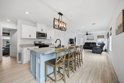 /international/us/12823-catalpa-ave-denham-springs-la-110105838610/