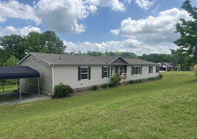 /international/us/370-robinson-lane-greenville-ky-110107753193/