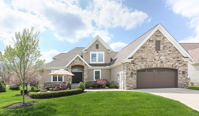 /international/us/238-westview-drive-aurora-oh-110107614198/
