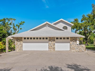 /international/us/2504-wilkinson-road-sarasota-fl-110101528815/