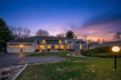 /international/us/2786-walden-woods-boulevard-jackson-mi-110107478923/