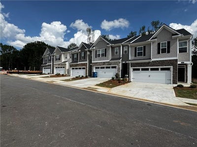 /international/us/318-elgin-drive-lawrenceville-ga-110093644407/
