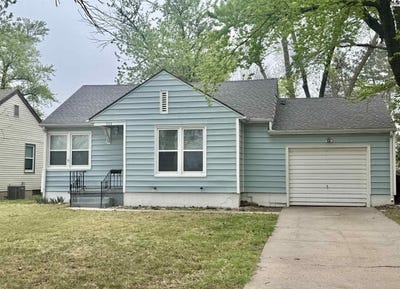 /international/us/336-e-loomis-st-mcpherson-ks-110107234167/