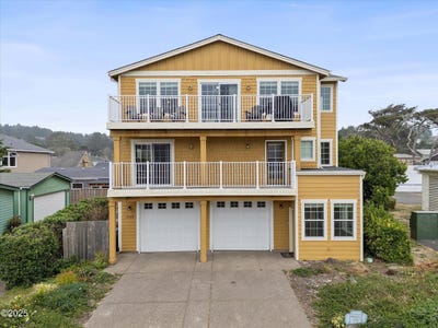 /international/us/3208-nw-jetty-avenue-lincoln-city-or-110105885542/