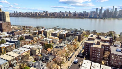 /international/us/30-62nd-st-west-new-york-nj-110108542849/