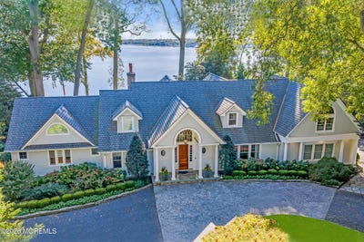/international/us/942-navesink-river-road-middletown-nj-110107211944/