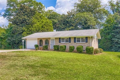 /international/us/408-n-mcdonough-street-jonesboro-ga-110108478824/