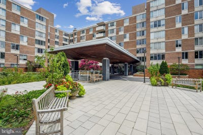 /international/us/2939-van-ness-street-nw-washington-dc-110101067927/?lang=zh-tw