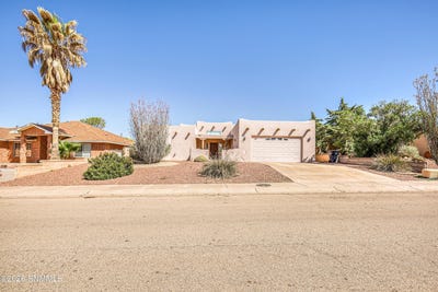 /international/us/327-cielo-grande-alamogordo-nm-110106817583/