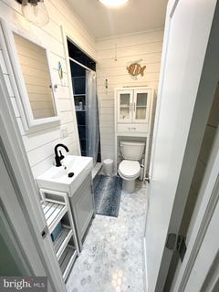 /international/us/302-e-buttercup-road-wildwood-nj-110098344924/