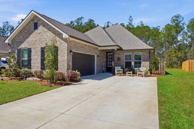 /international/us/62-brilliance-boulevard-freeport-fl-110106678294/