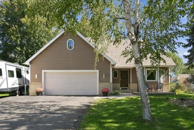 /international/us/17100-fieldcrest-avenue-farmington-mn-110119967301/