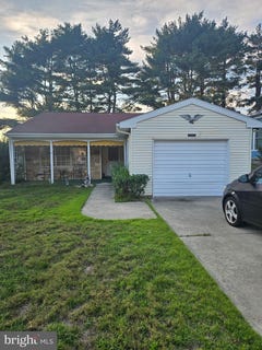 /international/us/7-gramercy-place-southampton-nj-110110253016/