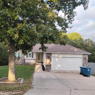 /international/us/305-meadow-n-branson-mo-110120108046/