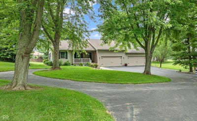 /international/us/1140-s-michigan-avenue-greensburg-in-110100345464/?lang=pt