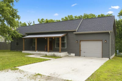 /international/us/345-thompson-street-fordland-mo-110108344806/