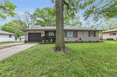 /international/us/203-pine-street-wellsville-ks-110099687251/