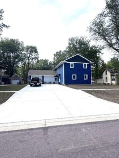 /international/us/507-s-greene-street-rock-rapids-ia-110102167940/