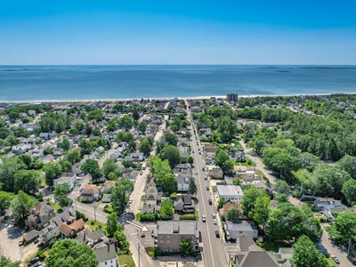 /international/us/88-union-avenue-old-orchard-beach-me-110100412996/