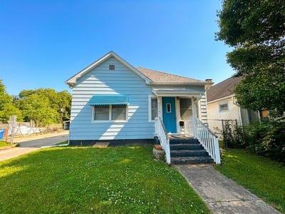 /international/us/613-south-street-danville-il-110108217977/