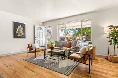 /international/us/4722-clark-street-boise-id-110100028579/