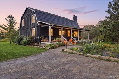 /international/us/1950-folsomdale-road-cowlesville-ny-110120532376/