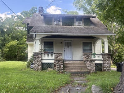 /international/us/7-north-road-bloomingburg-ny-110119610326/