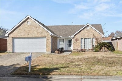 /international/us/5436-clearpoint-drive-slidell-la-110105267951/