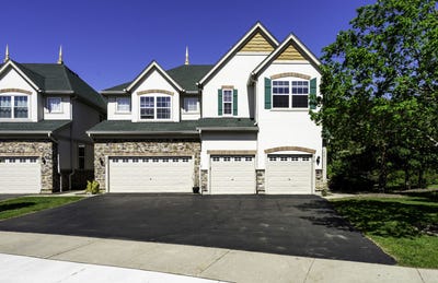 /international/us/418-bay-tree-circle-vernon-hills-il-110098990238/