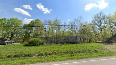 /international/us/1893-morgantown-road-brownsville-ky-110102763529/