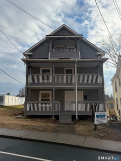 /international/us/484-west-street-bristol-ct-110104558915/