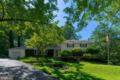 /international/us/245-greentree-dr-west-chester-pa-110100481141/