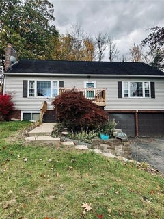 /international/us/2432-charleston-avenue-vestal-ny-110103131903/