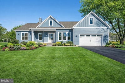 /international/us/307-columbia-lane-stevensville-md-110106561177/