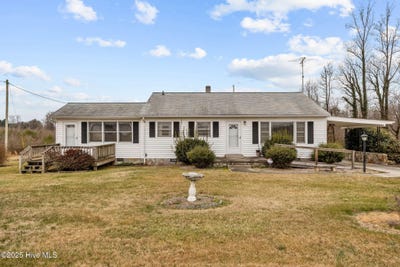 /international/us/1100-ben-smith-road-siler-city-nc-110103294598/