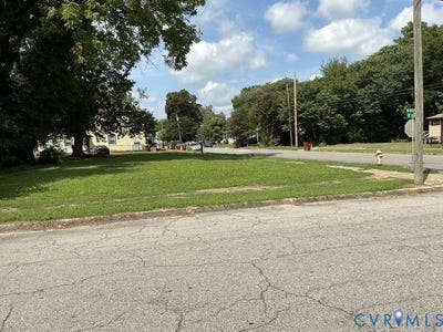 /international/us/320-n-west-street-petersburg-va-110101340461/?lang=pt