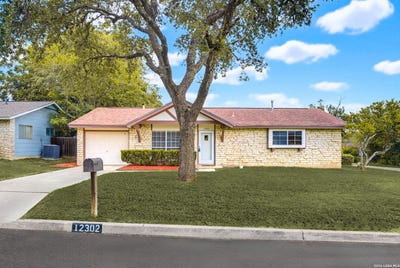 /international/us/12302-lone-shadow-trail-live-oak-tx-110109738212/