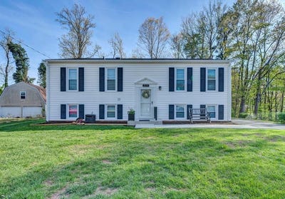 /international/us/2630-puckett-cir-salem-va-110107231624/