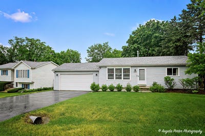 /international/us/2509-walnut-drive-wonder-lake-il-110108571431/