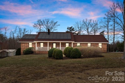 /international/us/150-barber-lyerly-road-salisbury-nc-110106173643/