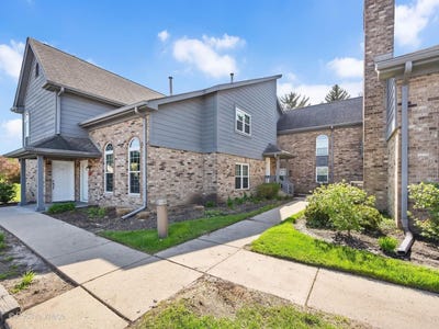 /international/us/43-foxcroft-road-naperville-il-110107964198/
