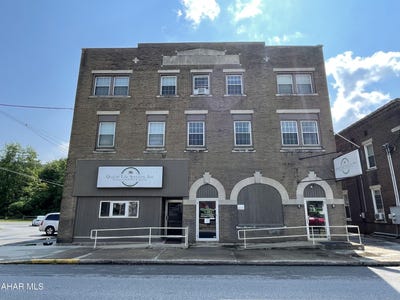 /international/us/1902-bigler-avenue-northern-cambria-pa-110100124289/
