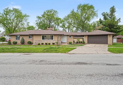 /international/us/18289-burnham-avenue-lansing-il-110107932589/