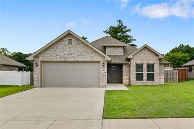 /international/us/408-fox-cir-pea-ridge-ar-110100815885/?lang=en